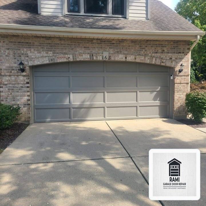 Rami Garage Door Repair Dispatch in Mountlake Terrace (Brier Area): Heavy-Duty EPDM Perimeter & Bottom Seal Weatherproofing - Mountlake Terrace, WA